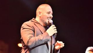 المطرب رامي عياش في حفل الإسكندرية