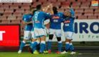 نابولي يكرم ضيافة إمبولي بخماسية في الدوري الإيطالي