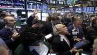 الأسهم الأمريكية تغلق منخفضة متأثرة بخسائر أبل