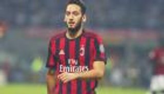 صفقة باكيتا تدفع نجم ميلان للعودة إلى البوندسليجا