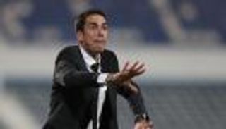 مدرب فيورنتينا يخطط لطعن ميلان