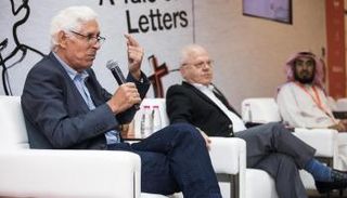 جانب من ندوة فهم الإبداع بمعرض الشارقة للكتاب