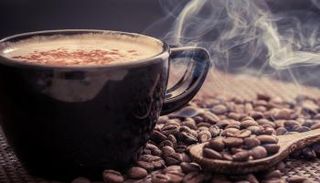 القهوة تبطئ شيخوخة البشرة