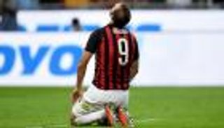 ميلان يفقد هيجوايين قبل مواجهة يوفنتوس