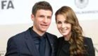 زوجة مولر تعتذر لكوفاتش بعد السخرية منه