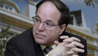 الأديب المصري ناصر عراق  - صورة أرشيفية