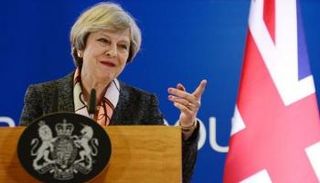 رئيسة الوزراء البريطانية تيريزا ماي