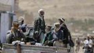 الحوثيون يقتحمون مستشفى بالحديدة وينشرون القناصة فوق المباني