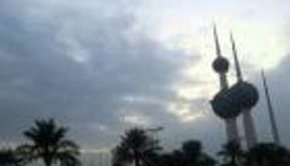 الأرصاد الكويتية: طقس غير مستقر مصحوب برياح نشطة وأمطار رعدية