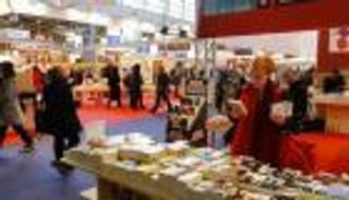 "القراءة من الكتاب إلى الرقمنة" ندوة بمعرض الجزائر الدولي للكتاب