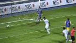 الكلاسيكو يقود الأهلي لجوائز الجولة الثامنة للدوري السعودي