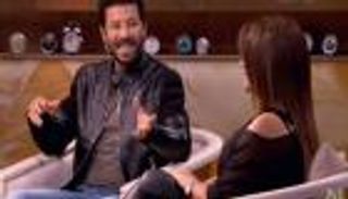 بالفيديو.. الممثل الأردني إياد نصار يوجه رسالة لزوجته على الهواء