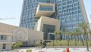 "المركزي الكويتي" يدرس القيمة المضافة لاندماج محتمل بين "الأهلي" و"بيتك"