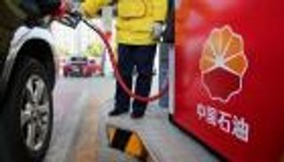 الصين توقع اتفاقات لإمدادات نفط 2019 مع السعودية والكويت