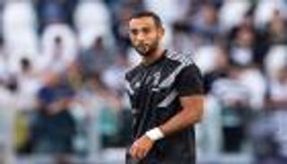 مانشستر يونايتد يراقب مدافع يوفنتوس