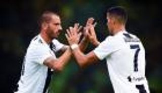 بونوتشي: رونالدو يستحق الكرة الذهبية