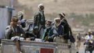 مقتل وإصابة 9 مدنيين في قصف لمليشيا الحوثي بتعز والحديدة