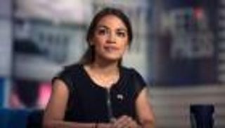 نجمة موسيقى الروك أوكاسيو كورتيز تدخل التاريخ كأصغر نائبة بالكونجرس