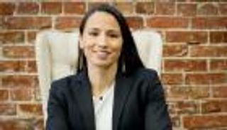 لاعبة الفنون القتالية شاريس ديفيدزر أول أمريكية من السكان الأصليين تدخل الكونجرس