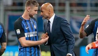 لوتشيانو سباليني وميلان سكرينيار