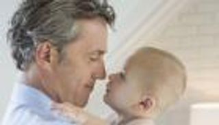 الآباء الأكبر سنا يرزقون بأبناء أكثر عرضة للمشكلات الصحية