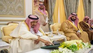 خادم الحرمين الشريفين يدشن عددا من المشروعات بمنطقة حائل