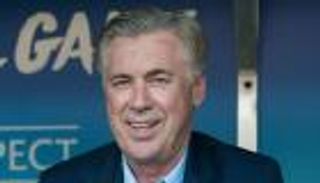 اللغة سبب موافقة أنشيلوتي على تدريب نابولي