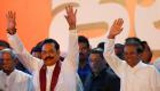 رئيس سريلانكا يحل البرلمان في حلقة جديدة من النزاع على السلطة