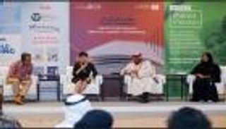 أحلام مستغانمي توقع "شهياً كفراق" بمعرض الشارقة الدولي للكتاب