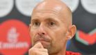 رسميا.. مدرب الجزيرة السابق يتولى قيادة سبورتنج لشبونة