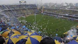 لا بومبونيرا  