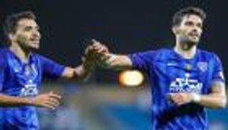 الوحدة طريق الهلال لتأمين صدارة الدوري السعودي قبل التوقف الدولي