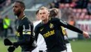 فيديوجراف.. "صانع حدوات الخيول" يحسم وجهة الدوري السويدي