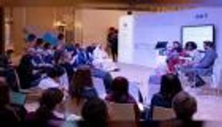 "مجالس المستقبل".. دعوات للاستفادة من تقنيات الثورة الصناعية الرابعة