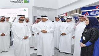 الشيخ محمد بن راشد يزور معرض أبوظبي الدولي للبترول 