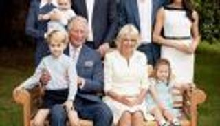 بالصور.. الأمير تشارلز يحتفل بعيد ميلاده السبعين على طريقته الخاصة