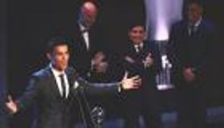 مارادونا: رونالدو قدم كل شيء للريال والآن يستمتع مع يوفنتوس