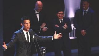 مارادونا ورونالدو