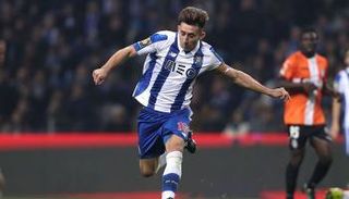 هيكتور هيريرا   