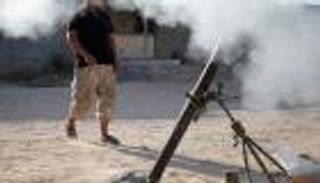 اشتباكات بين "اللواء السابع" ومليشيا إخوانية للسيطرة على مطار طرابلس