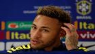 تطبيق "كوميكس" يستعرض مسيرة نيمار