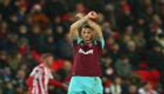 تشيلسي يخطط للتعاقد مع مهاجم وست هام