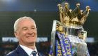 رانييري يطالب الجميع بنسيان مسيرته الرائعة مع ليستر سيتي