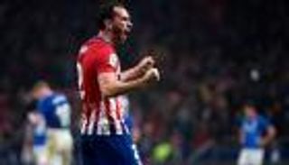 تقارير.. مدافع أتلتيكو مدريد على أبواب يونايتد