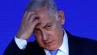 نتنياهو يبدأ مشاورات لمنع إسقاط حكومته وتجنب انتخابات مبكرة