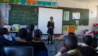 نوادي التشفير المعلوماتي توسّع أفق أطفال جنوب أفريقيا