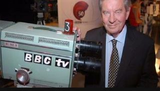 مذيع bbc الراحل ريتشارد بيكر - صورة أرشيفية