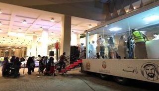 تفاعل كبير في الإمارات مع مبادرة "أكبر رسالة حب لزايد الخير"