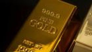 أسعار الذهب تتراجع بعد جني أرباح من المستثمرين