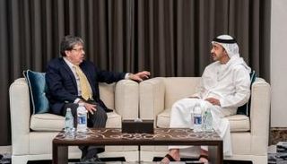 الشيخ عبدالله بن زايد آل نهيان مع نظيره الكولومبي